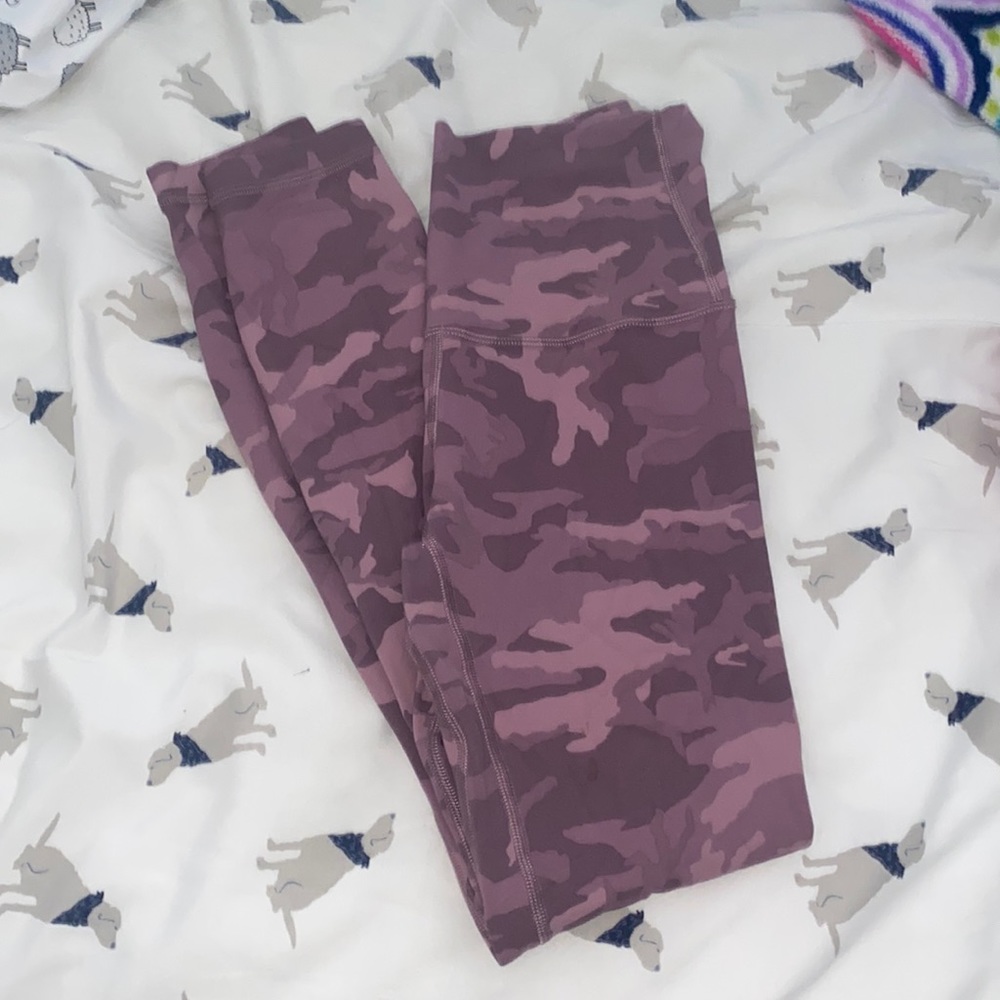 Lulu pink camo leggings